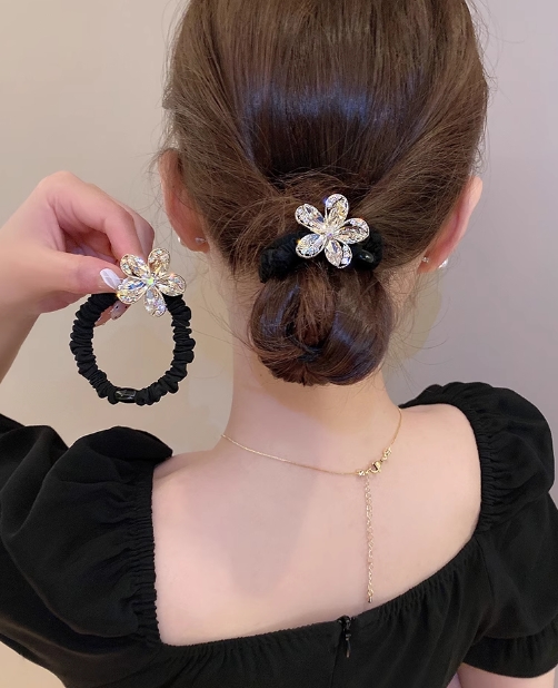 ヘアーゴム 髪飾り ヘアアクセサリー まとめ髪 かわいい ポニーテール キラキラ 立体 花ヘアゴム かわいい シンプル レディース おしゃれ 女性 ギフト 大人 jtl001